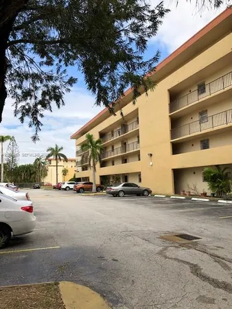 $1,950 | 8889 Fontainebleau Boulevard, Unit 501, Miami, FL 33172