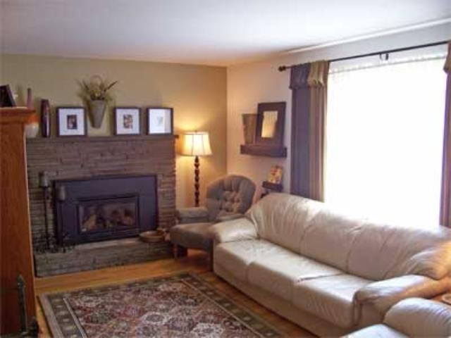 26 New Castle Road Halfmoon, NY 12065 - Photo 5 of 12 Photo 5