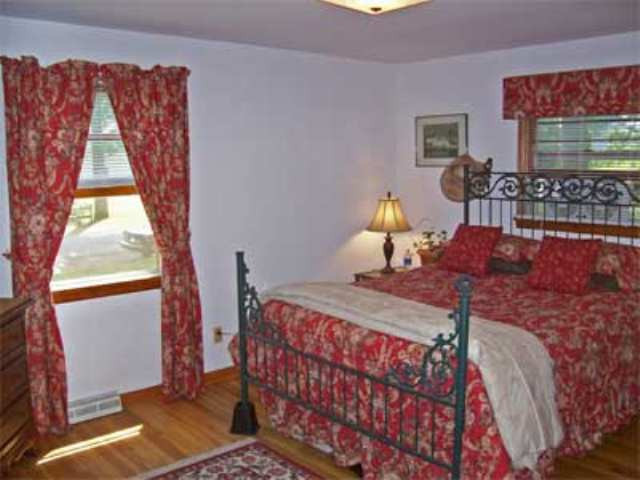 26 New Castle Road Halfmoon, NY 12065 - Photo 9 of 12 Photo 9