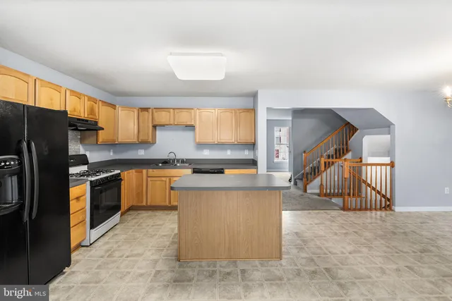 $379,000 | 303 St Thomas Drive, Egg Harbor Township, NJ 08234