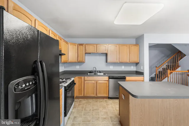 $379,000 | 303 St Thomas Drive, Egg Harbor Township, NJ 08234