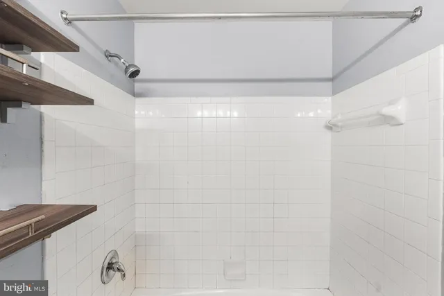 $379,000 | 303 St Thomas Drive, Egg Harbor Township, NJ 08234