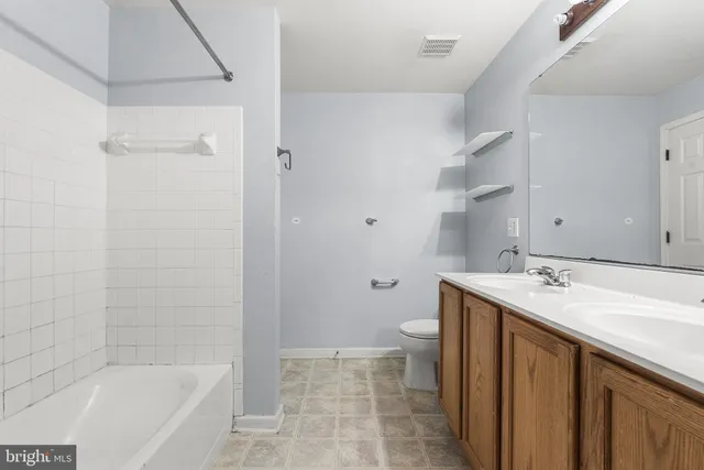 $379,000 | 303 St Thomas Drive, Egg Harbor Township, NJ 08234