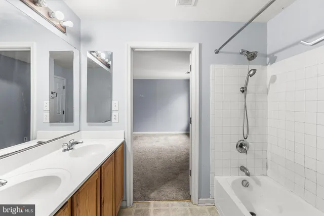 $379,000 | 303 St Thomas Drive, Egg Harbor Township, NJ 08234