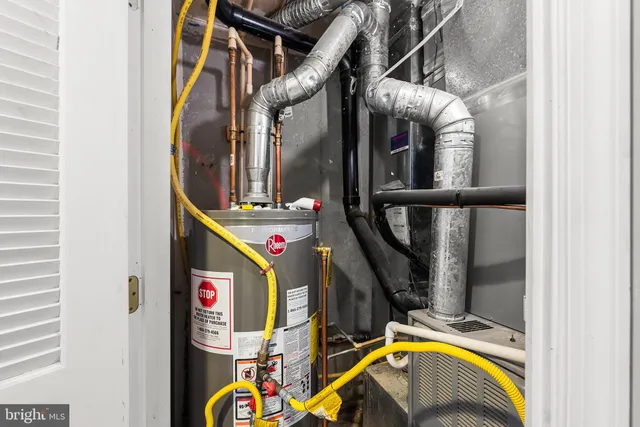 $379,000 | 303 St Thomas Drive, Egg Harbor Township, NJ 08234