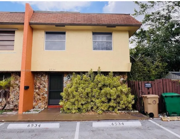 $2,750 | 6534 Southwest 41st Street, Davie, FL 33314