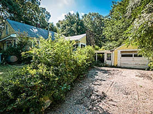 98 Summit Avenue Walpole, MA 02081 - Photo 2 of 13