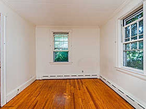 98 Summit Avenue Walpole, MA 02081 - Photo 9 of 13