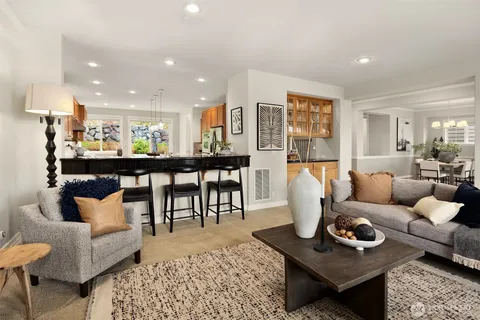 $2,100,000 | 773 Summerhill Ridge Drive Northwest, Issaquah, WA 98027