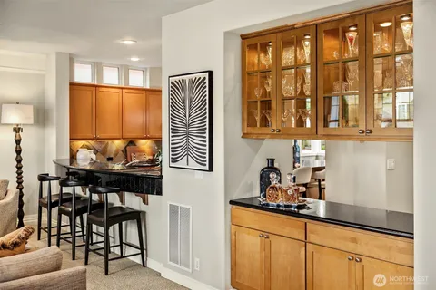 $2,100,000 | 773 Summerhill Ridge Drive Northwest, Issaquah, WA 98027