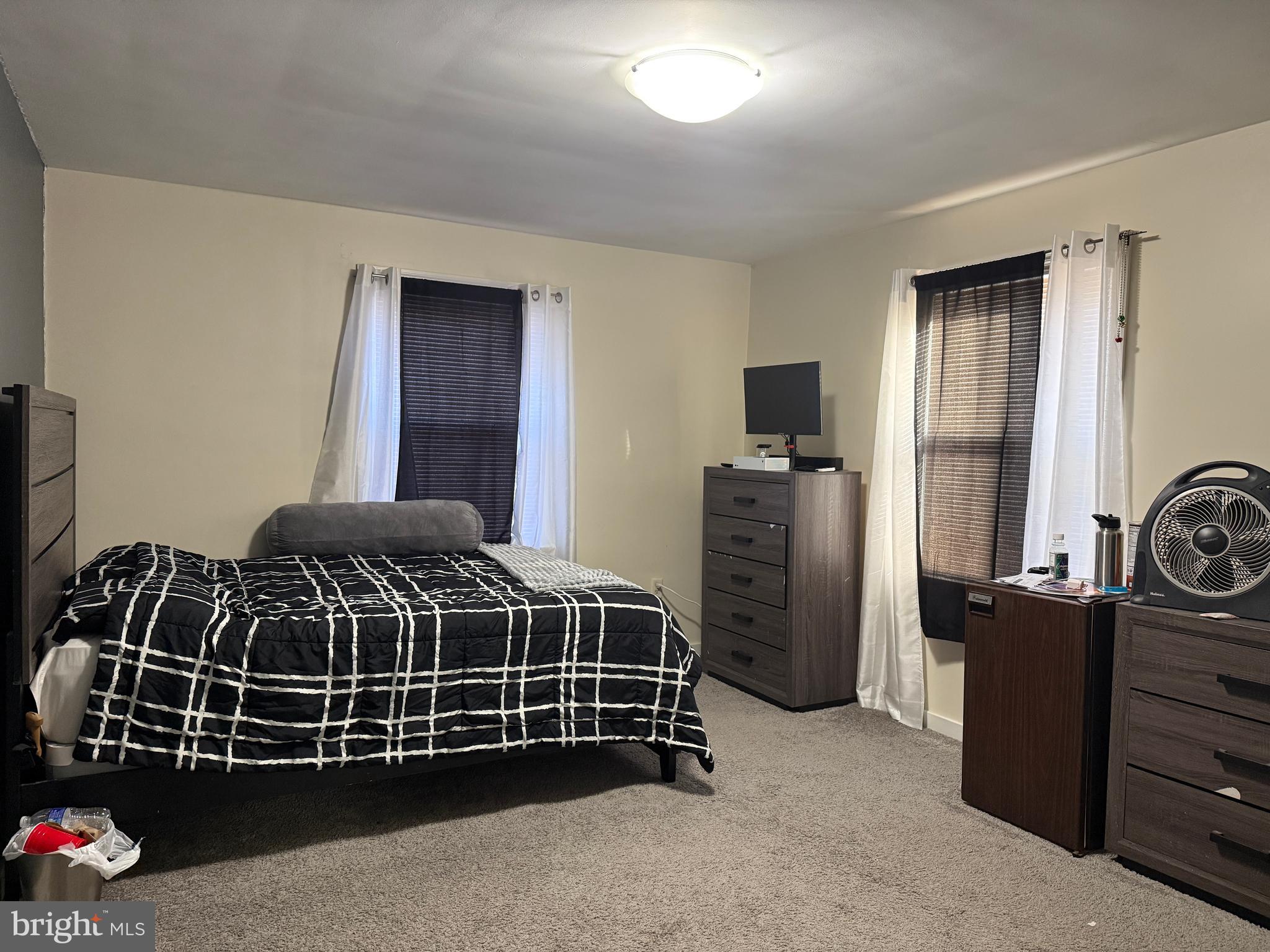 685 Colonial Avenue York, PA 17403 - Photo 23 of 45 a bedroom with a bed and a television