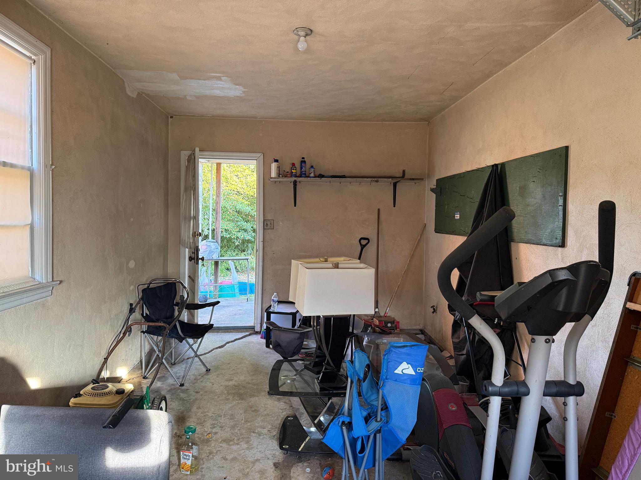 685 Colonial Avenue York, PA 17403 - Photo 39 of 45 a view of a room with gym equipment