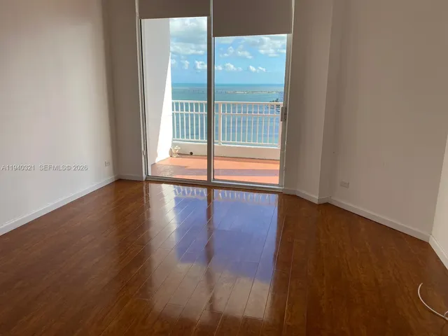 $3,200 | 701 Brickell Key Boulevard, Unit LPH01, Miami, FL 33131