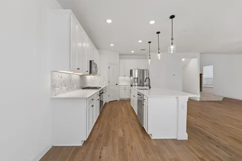 $2,599 | 240 Harbors Lane, Leander, TX 78641