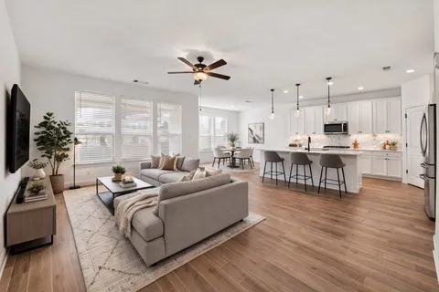 $2,599 | 240 Harbors Lane, Leander, TX 78641