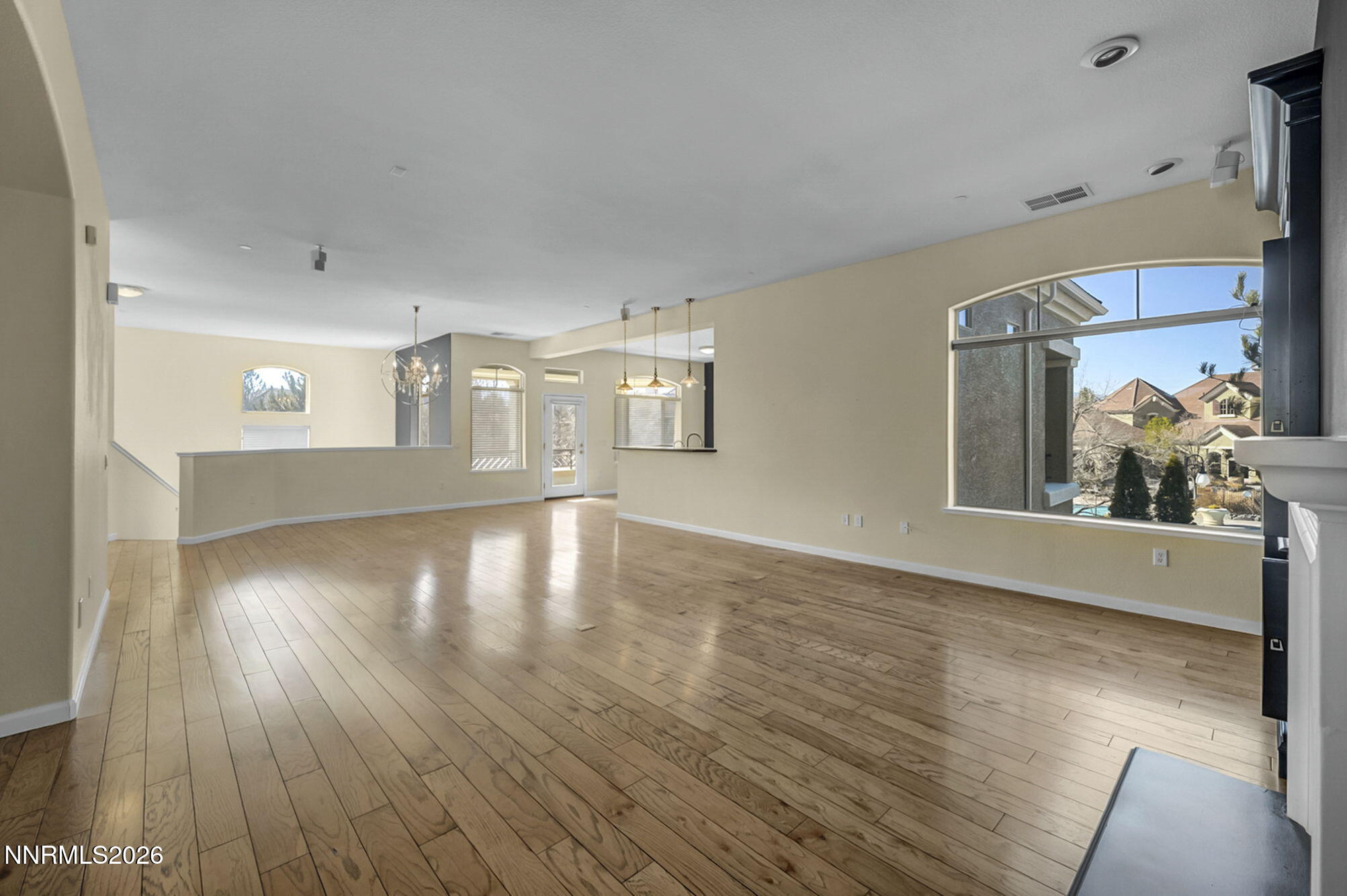 9900 Wilbur May Parkway, Unit 2504 Reno, NV 89521 - Photo 12 of 64 22-web-or-mls-9900-wilbur-may-pkwy-apt-2