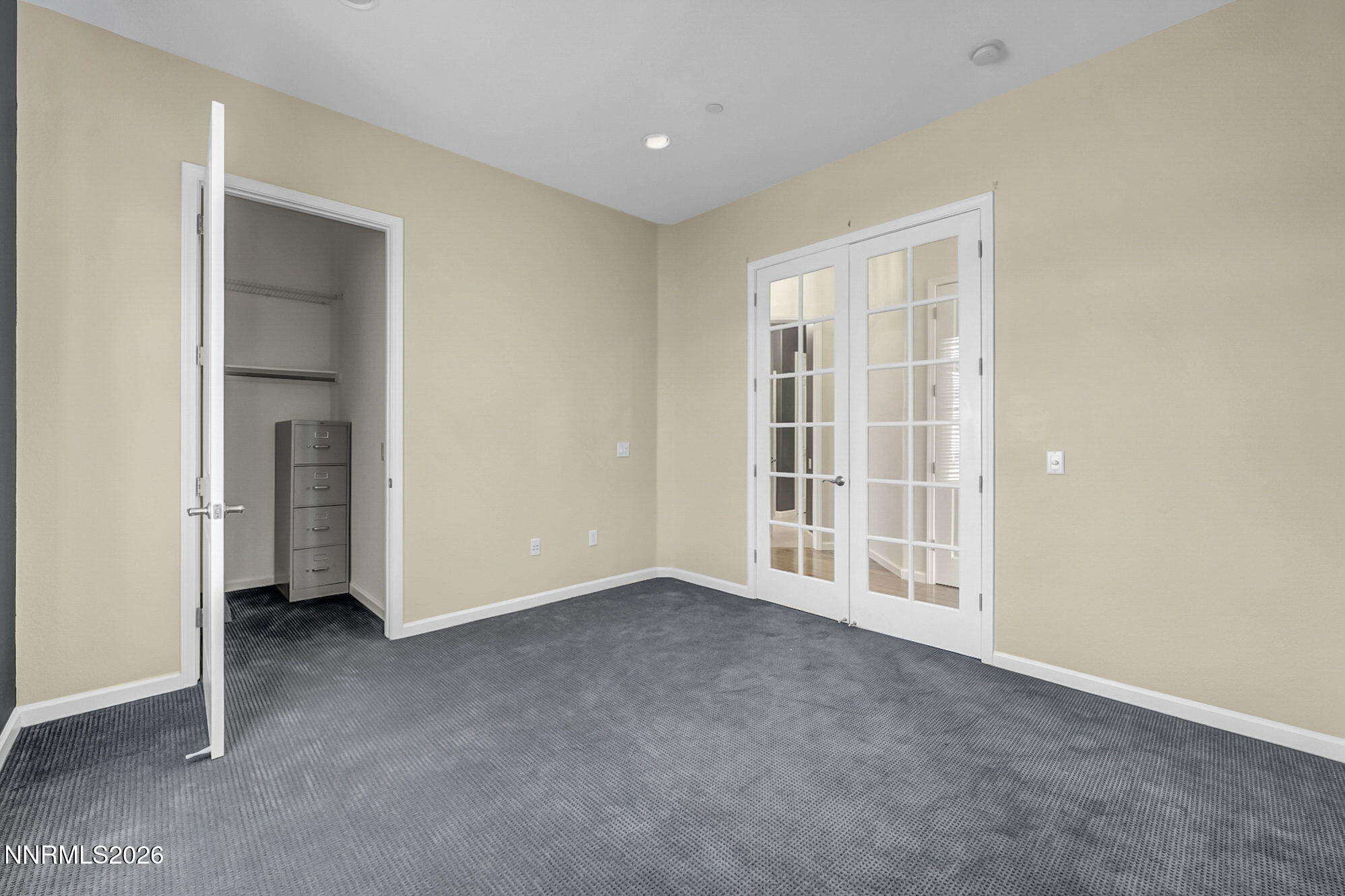 9900 Wilbur May Parkway, Unit 2504 Reno, NV 89521 - Photo 31 of 64 a view of an empty room with a window