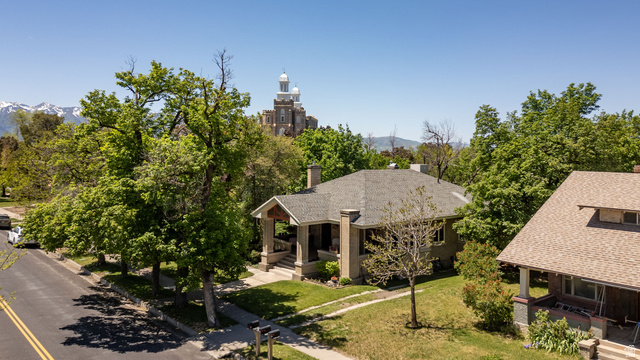379 Boulevard Logan, UT 84321 - Photo 4 of 83