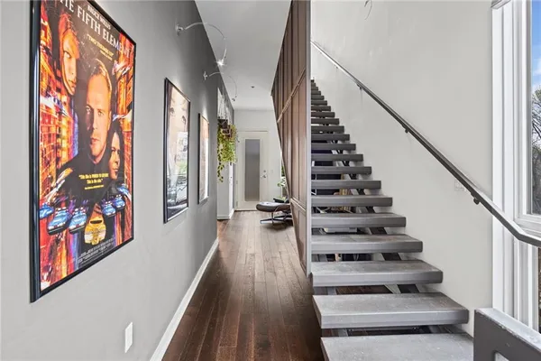 $599,000 | 1605 Summit Street, Kansas City, MO 64108