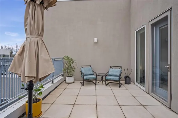 $599,000 | 1605 Summit Street, Kansas City, MO 64108