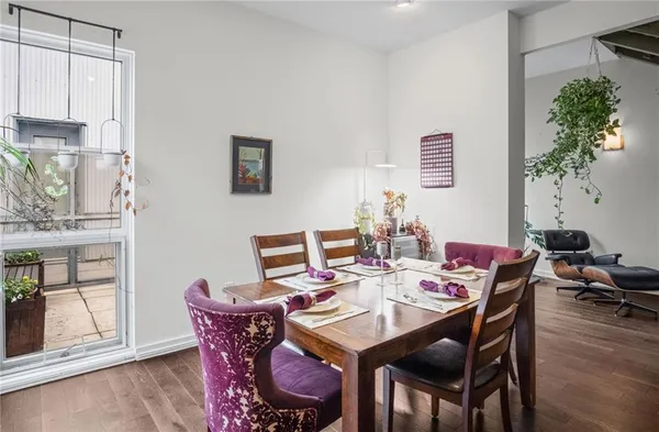 $599,000 | 1605 Summit Street, Kansas City, MO 64108