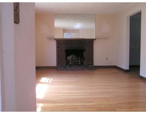 162 Longhill Road Franklin, MA 02038 - Photo 4 of 11 Gallery Image 4
