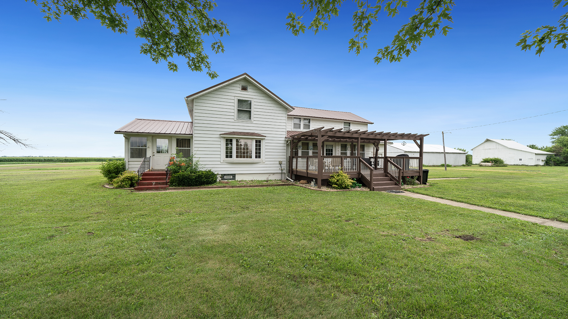 1018 Hoyle Road Harmon, IL 61042 - Photo 39 of 41 a front view of a house with garden