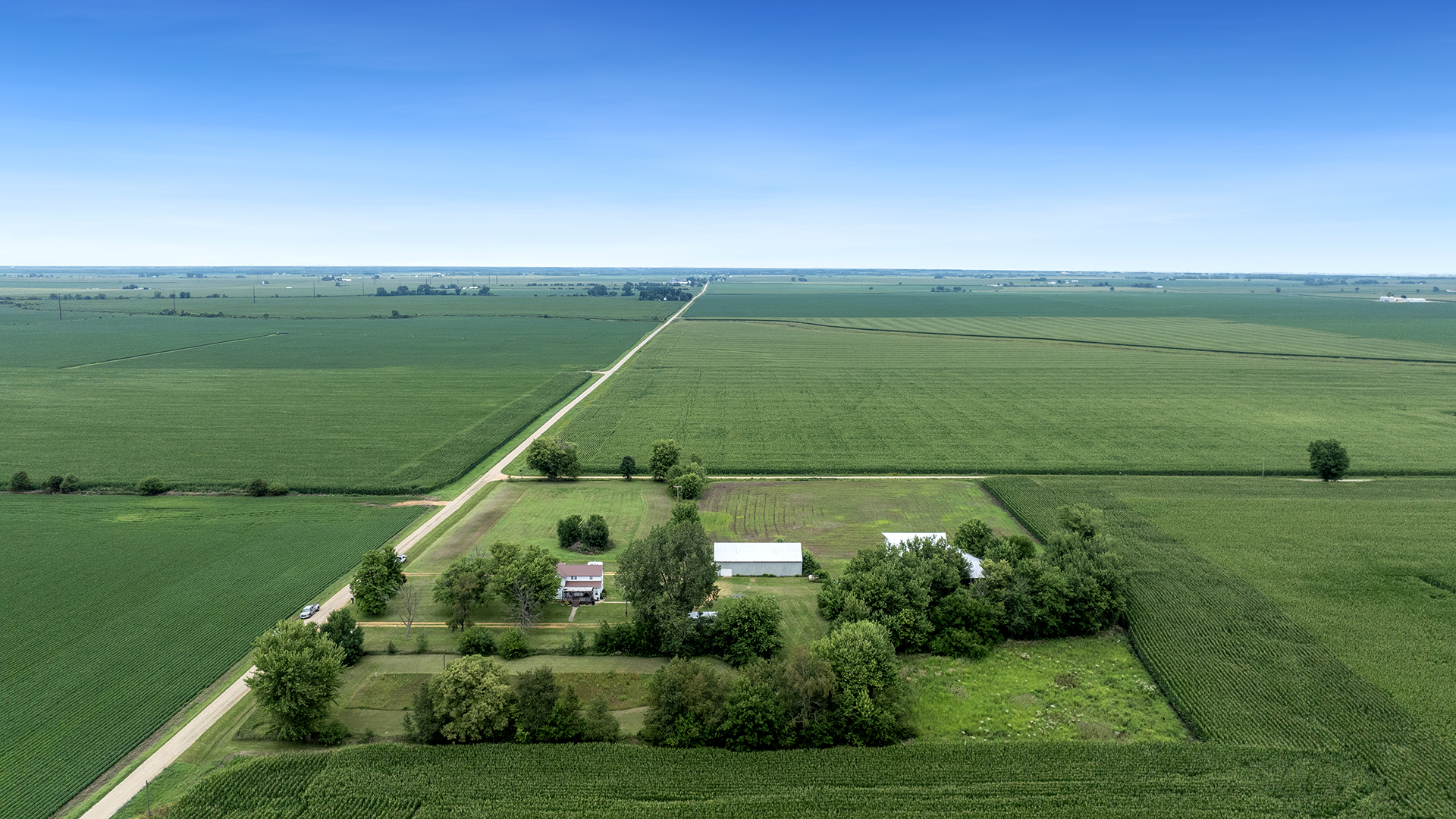 1018 Hoyle Road Harmon, IL 61042 - Photo 5 of 41 a view of a golf course with a lake