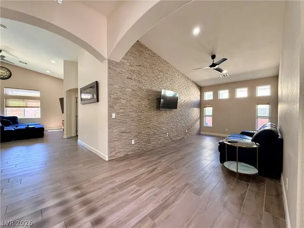 $5,000 | 8565 Hogan Falls Circle, Las Vegas, NV 89123