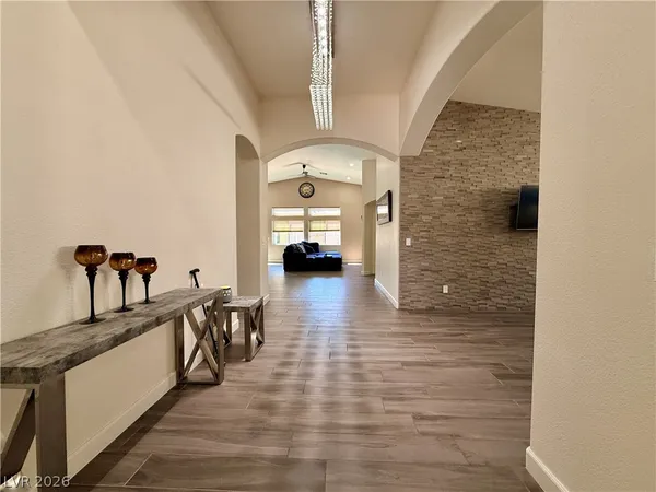 $5,000 | 8565 Hogan Falls Circle, Las Vegas, NV 89123