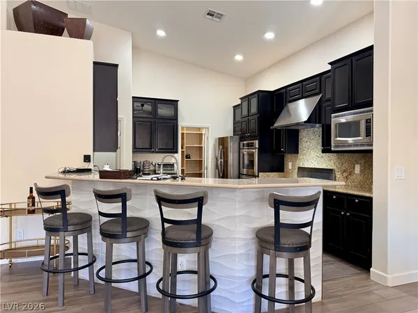 $5,000 | 8565 Hogan Falls Circle, Las Vegas, NV 89123