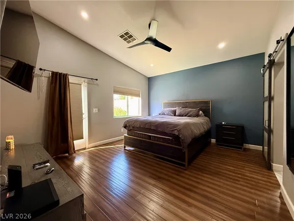 $5,000 | 8565 Hogan Falls Circle, Las Vegas, NV 89123