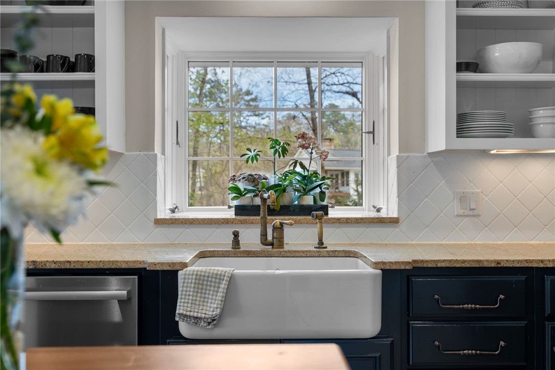 2516 Sugar Valley Road Seneca, SC 29672 - Photo 22 of 48