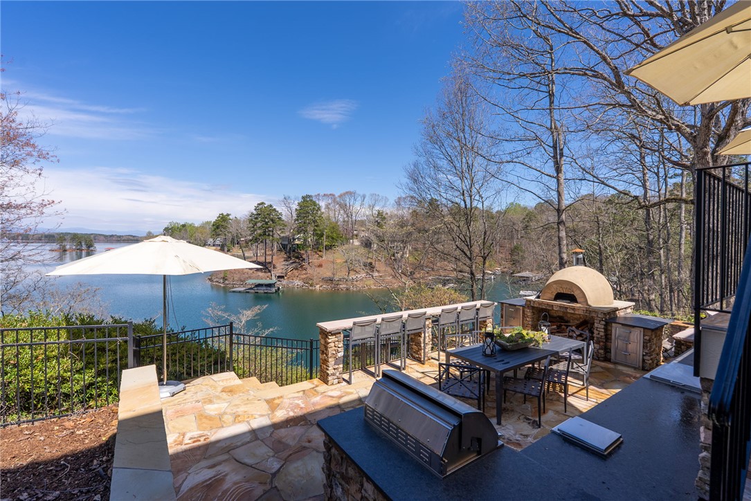 2516 Sugar Valley Road Seneca, SC 29672 - Photo 8 of 48