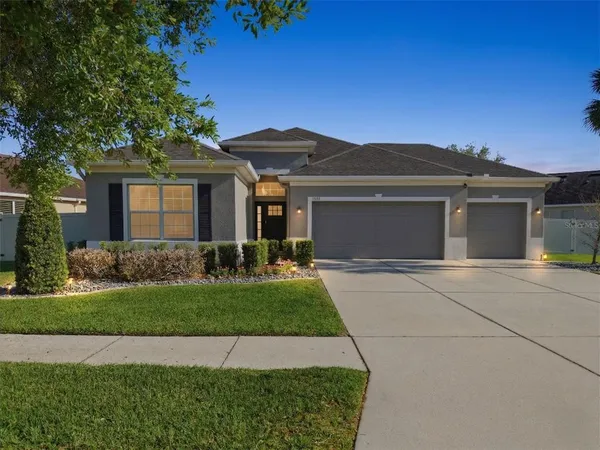 $495,700 | 11133 Wembley Landing Drive, Lithia, FL 33547