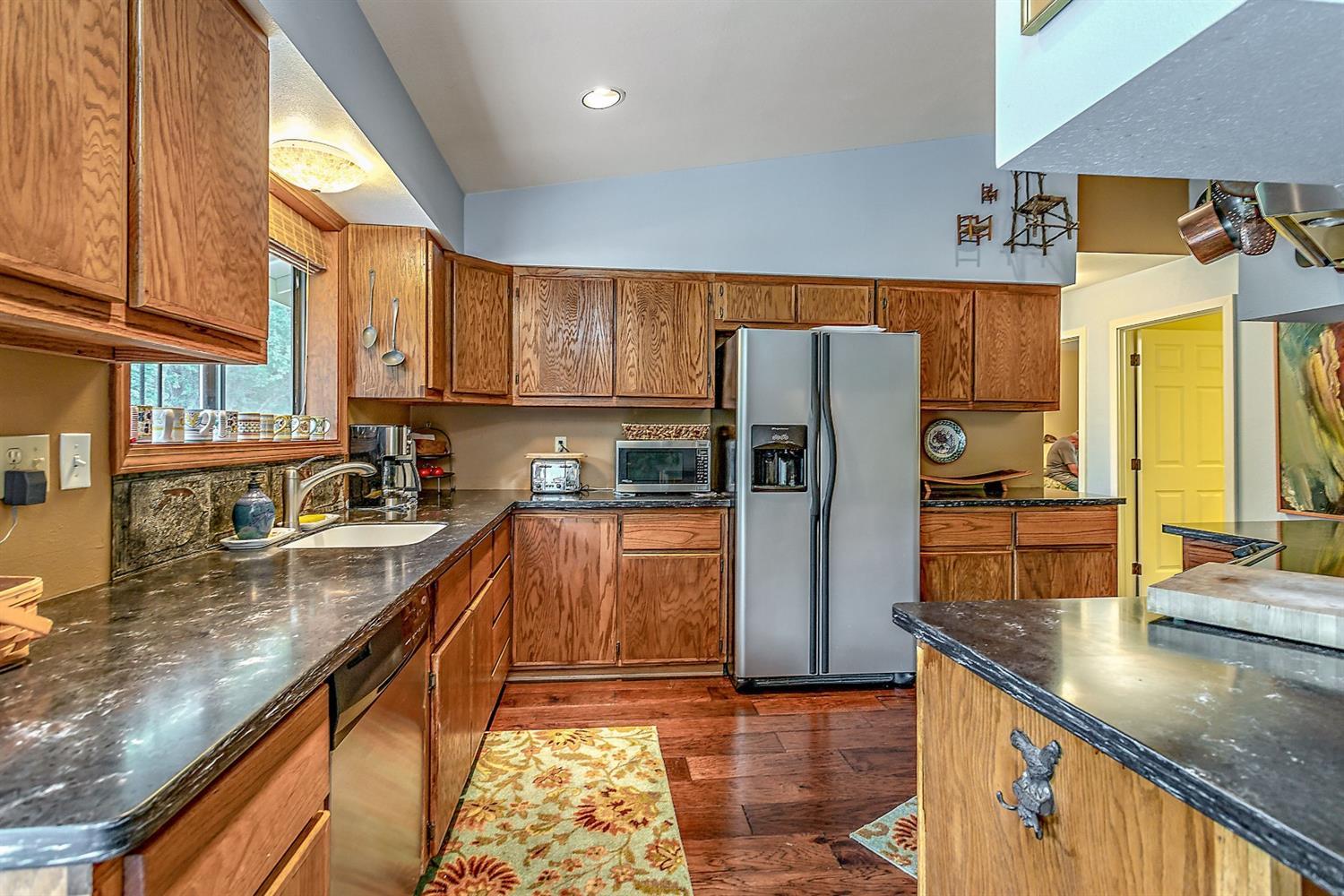 9155 North Applegate Road Grants Pass, OR 97527 - Photo 17 of 35 Additional Photo