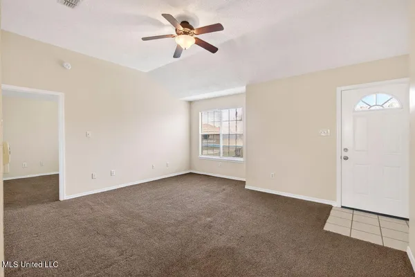 $1,695 | 10617 Maple Street, Ocean Springs, MS 39565