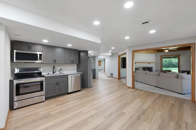 $5,500 | 8045 County Road 116, Hamel, MN 55340