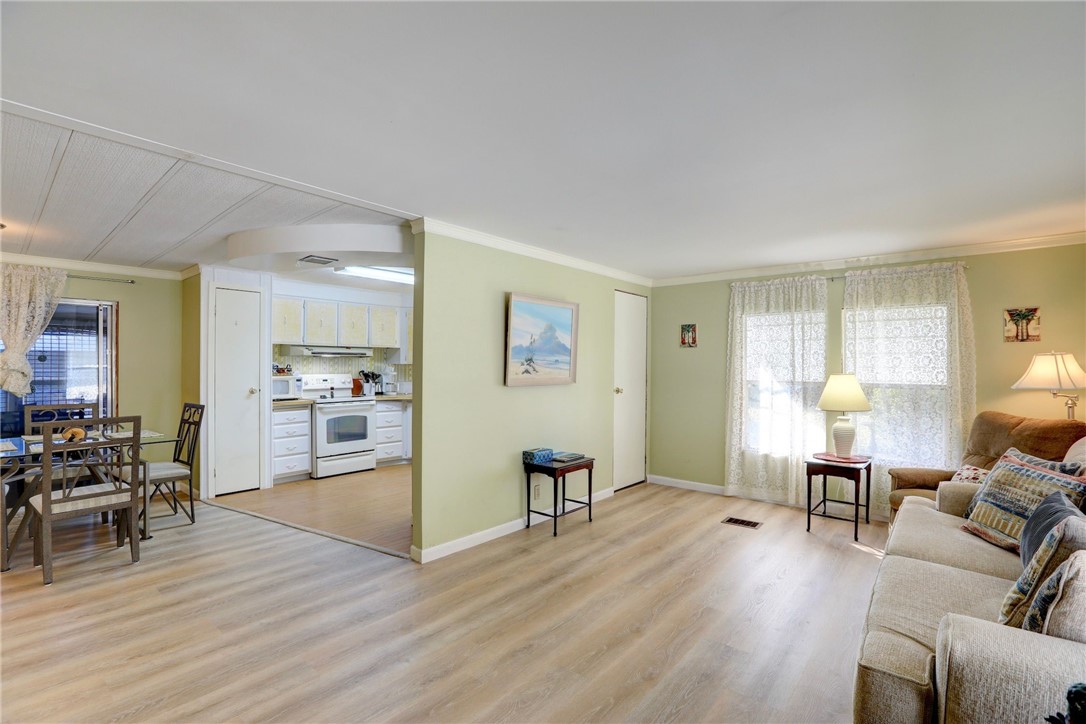 382 Egret Circle Sebastian, FL 32976 - Photo 9 of 30