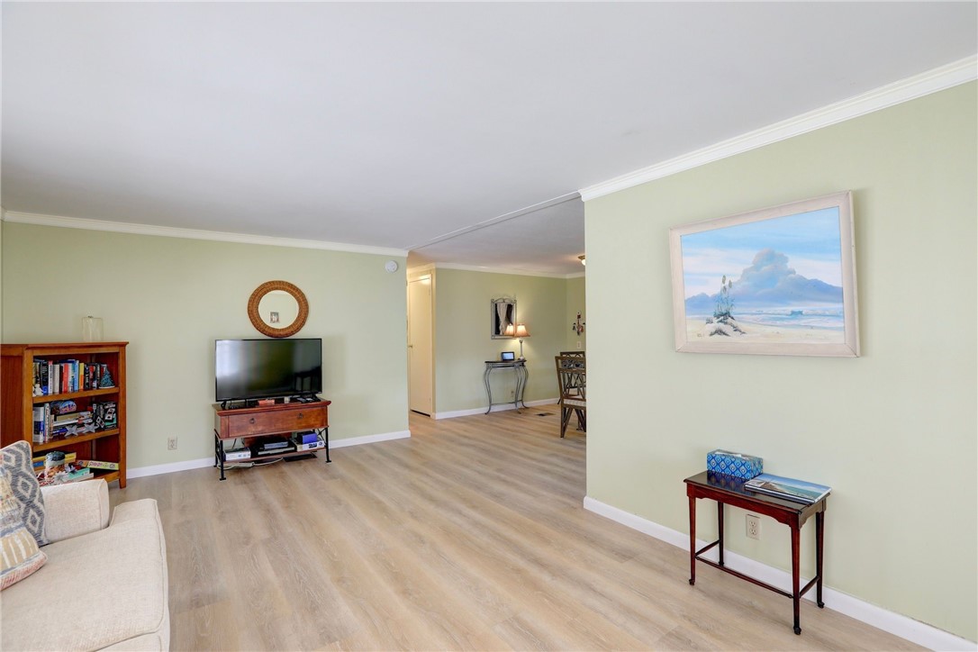 382 Egret Circle Sebastian, FL 32976 - Photo 10 of 30