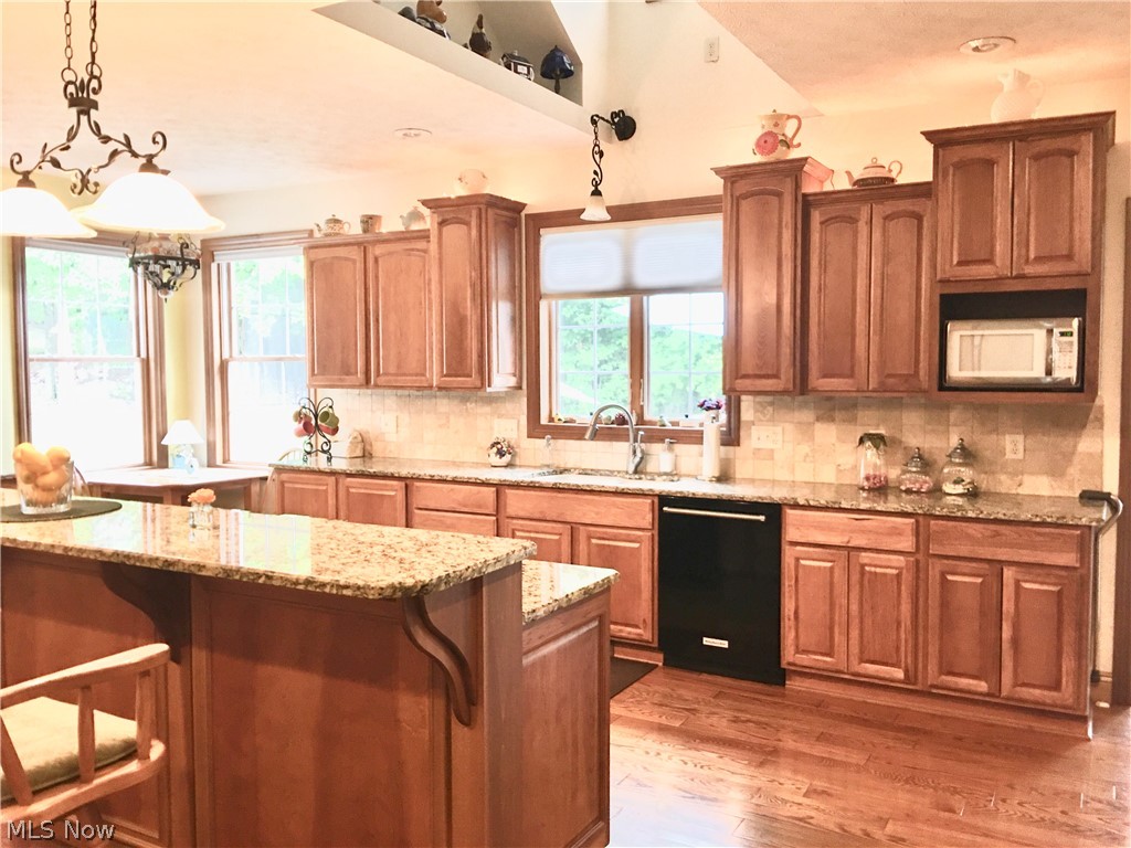 4930 Mayfair Road North Canton, OH 44720 - Photo 11 of 30 Gallery Image 11