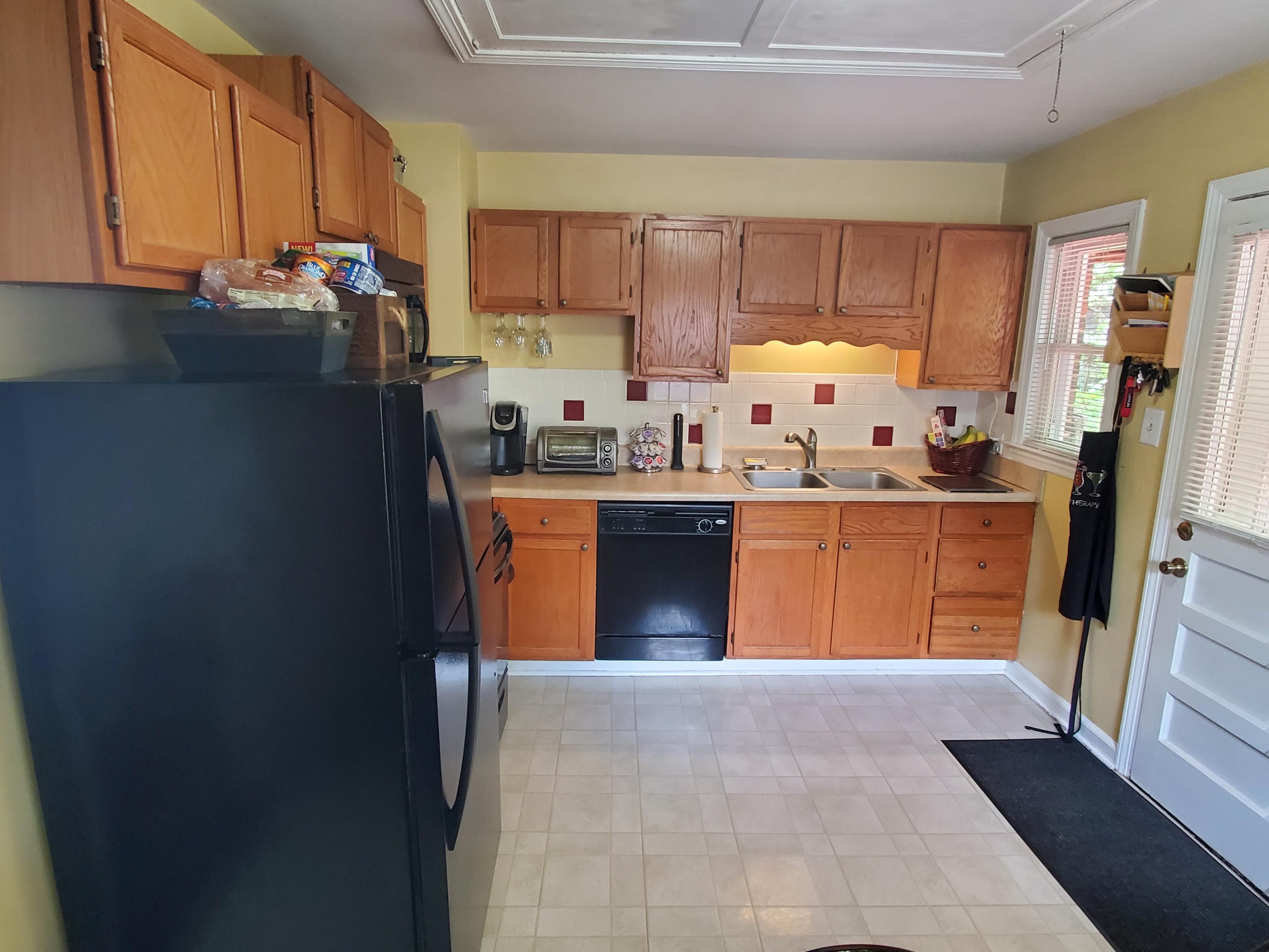 1908 Carlton Road Southwest Roanoke, VA 24015 - Photo 23 of 24 20200426_134222