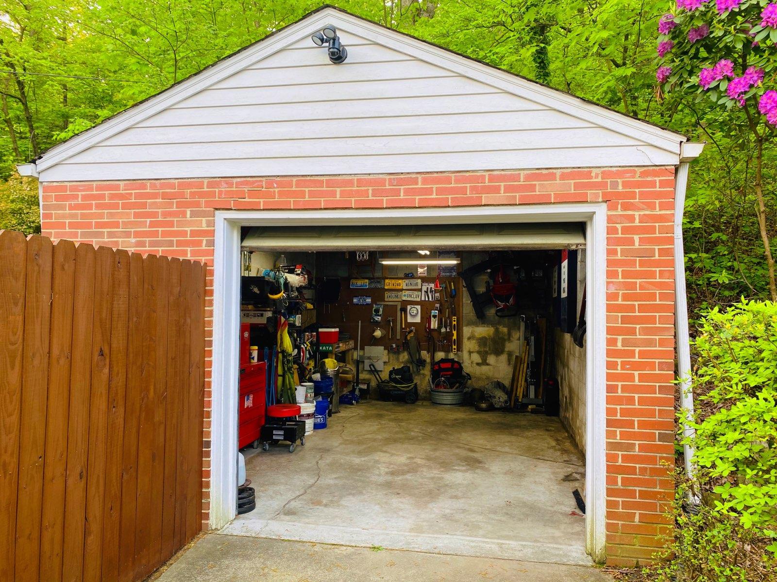 1908 Carlton Road Southwest Roanoke, VA 24015 - Photo 8 of 24 Grim garage pic