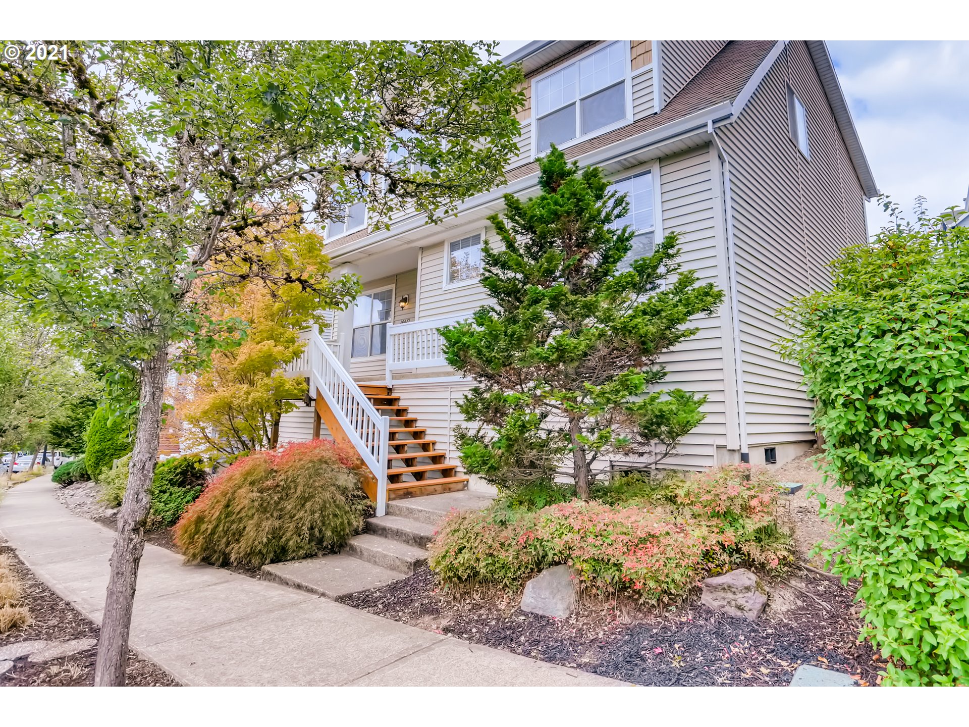10671 Southwest Washington Street Portland, OR 97225 - Photo 1 of 31 Gallery Image 1