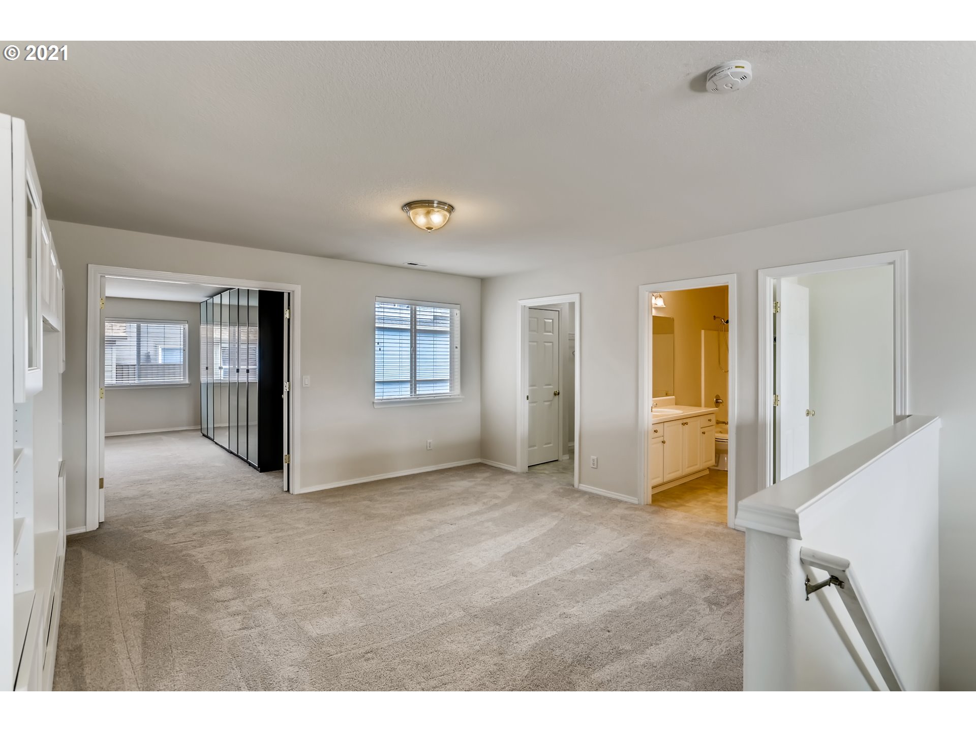 10671 Southwest Washington Street Portland, OR 97225 - Photo 23 of 31 Gallery Image 23