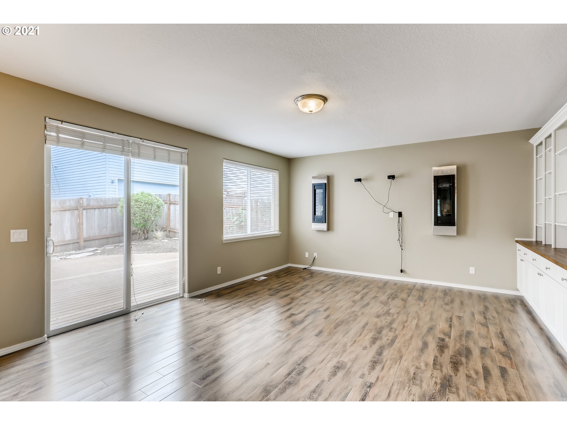 10671 Southwest Washington Street Portland, OR 97225 - Photo 5 of 31 Gallery Image 5
