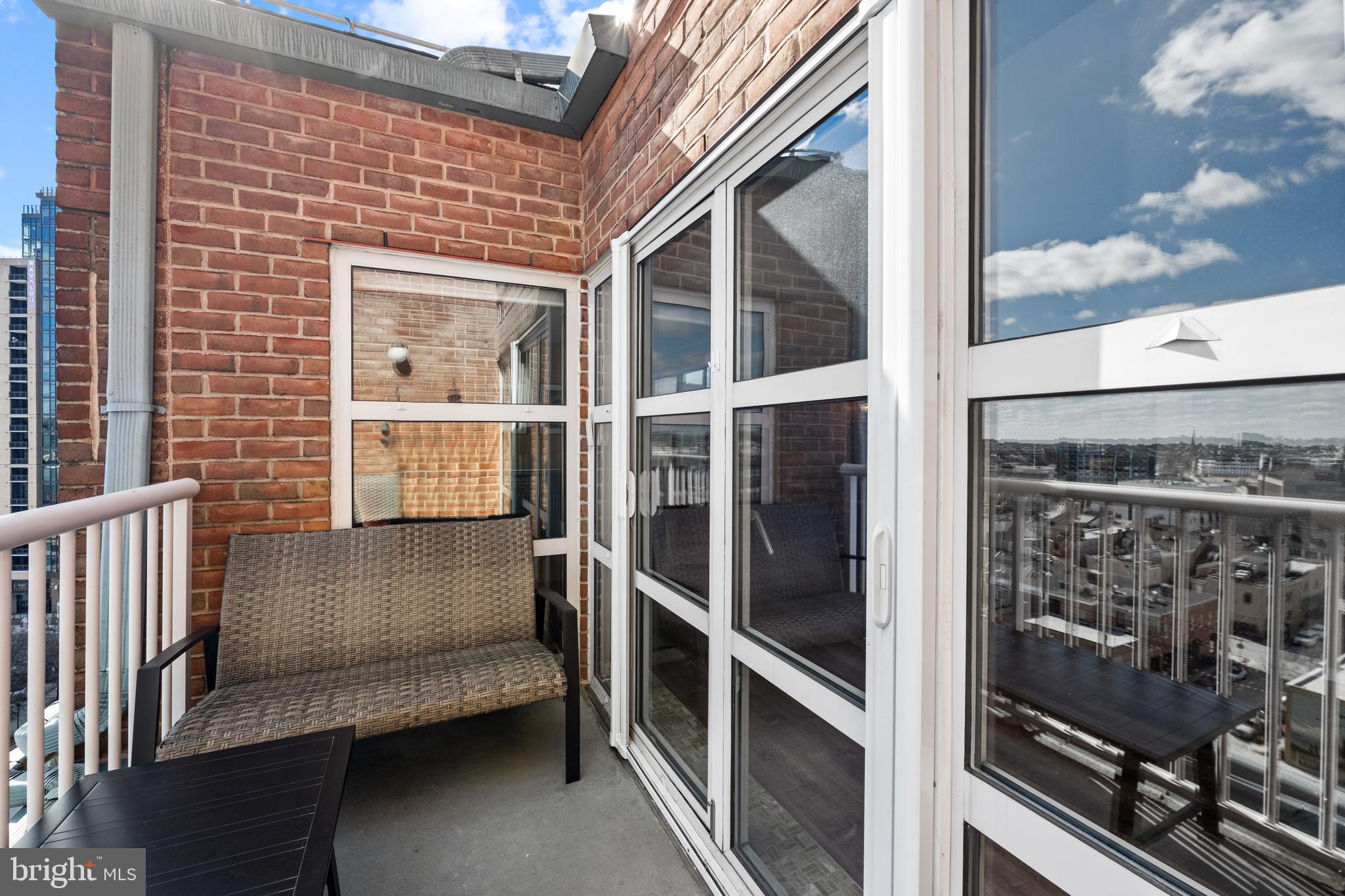 250 President Street, Unit 909 Baltimore, MD 21202 - Photo 26 of 64
