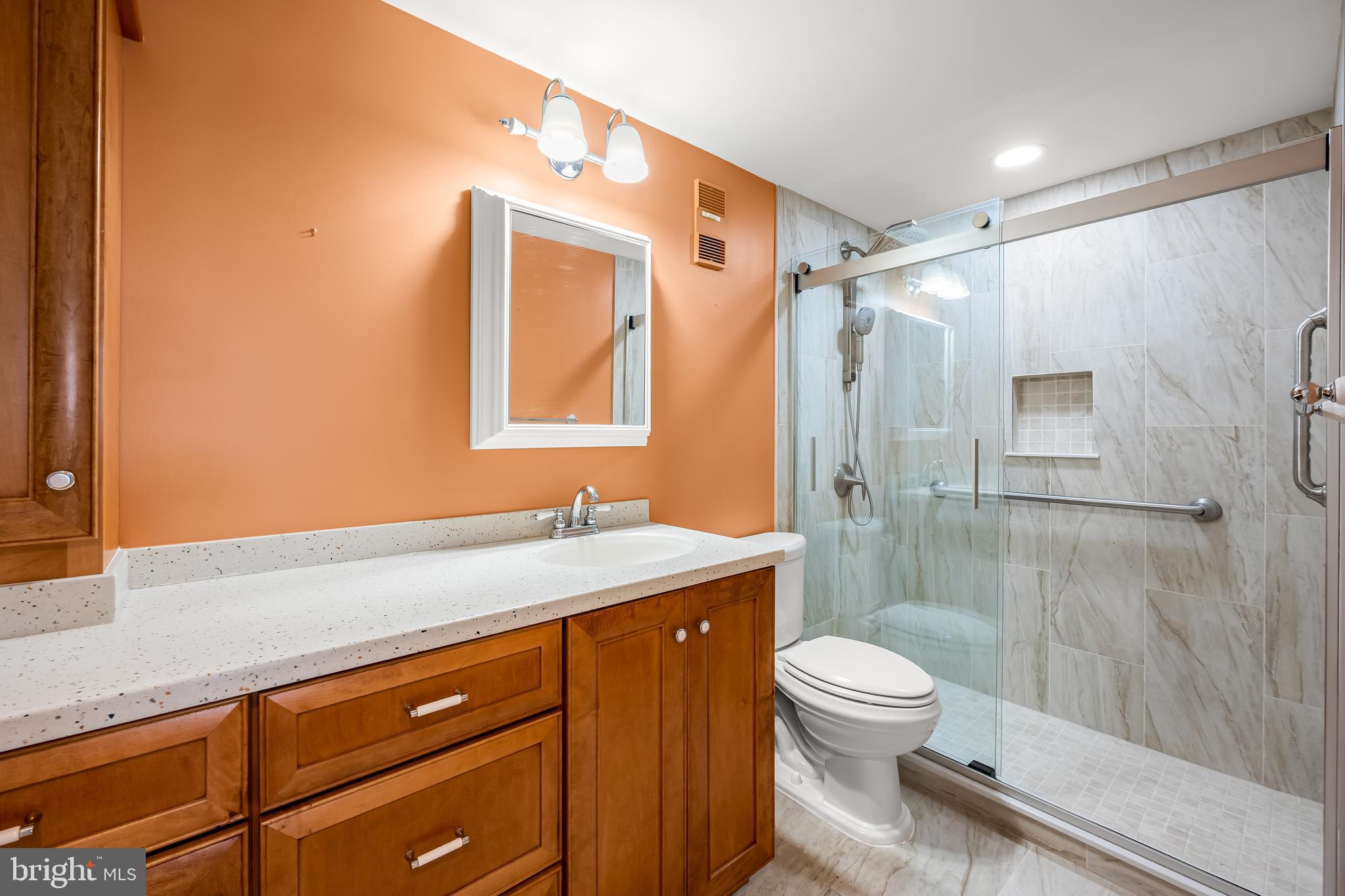 250 President Street, Unit 909 Baltimore, MD 21202 - Photo 27 of 64