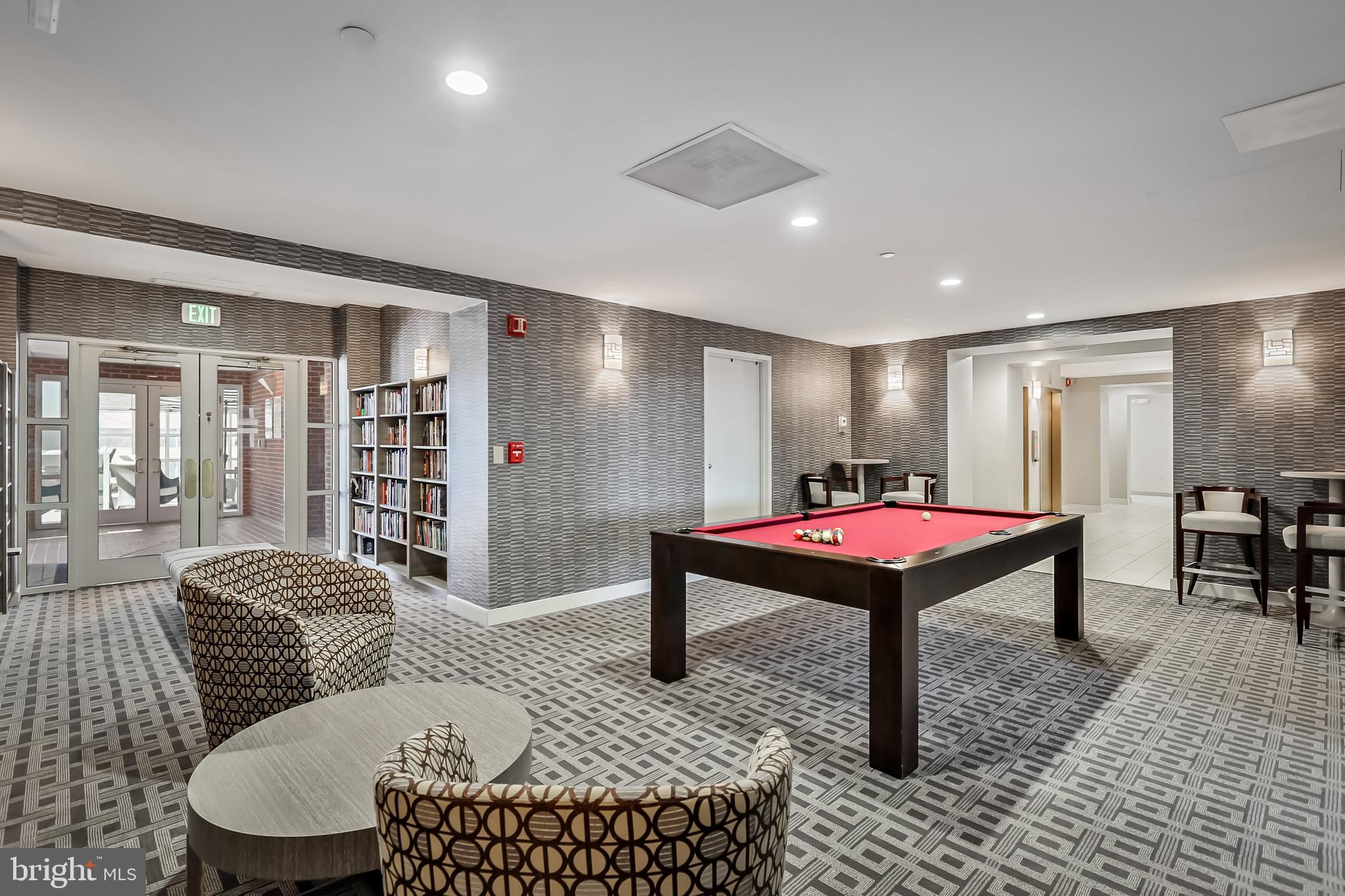 250 President Street, Unit 909 Baltimore, MD 21202 - Photo 48 of 64