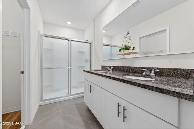 $1,800 | 54 Bella Oaks Drive, Port Orange, FL 32129